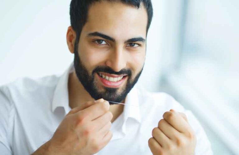 Les méthodes éprouvées pour blanchir vos dents à la maison : Tout savoir